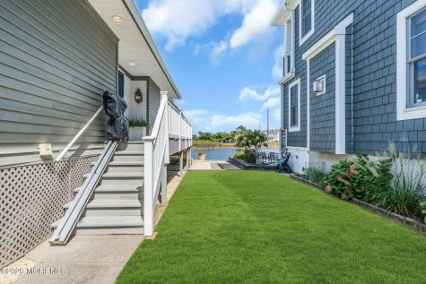 66-1/2 Ocean Avenue Manasquan NJ 08736