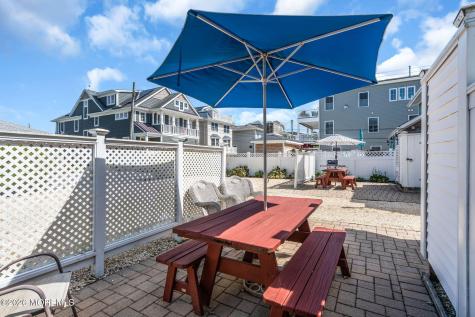 66-1/2 Ocean Avenue Manasquan NJ 08736