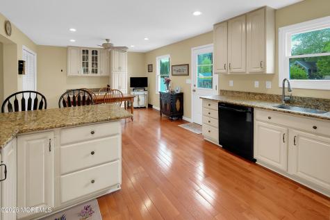 640 Park Avenue Brielle NJ 08730