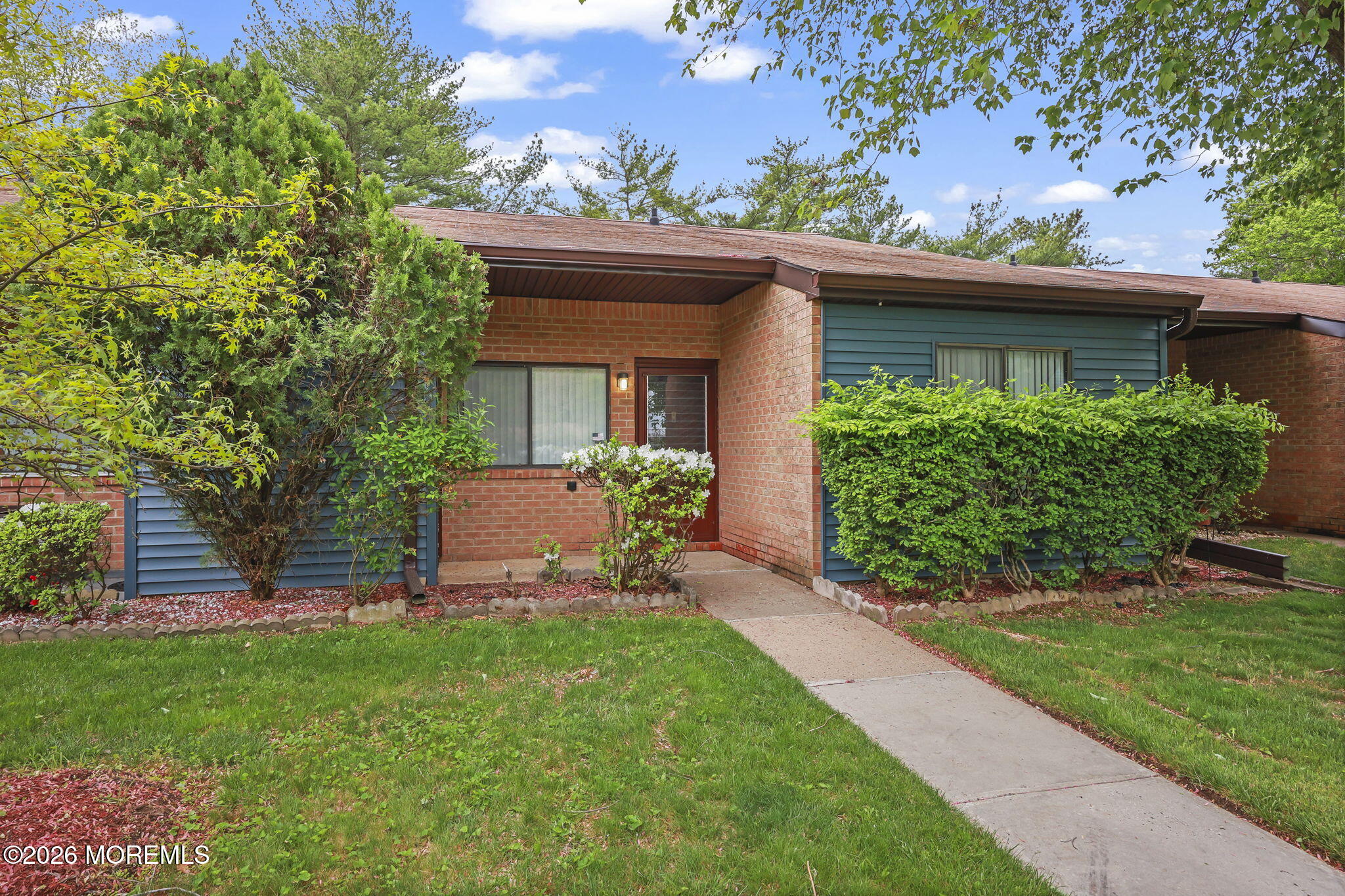 220 Medford Court Manalapan NJ 07726