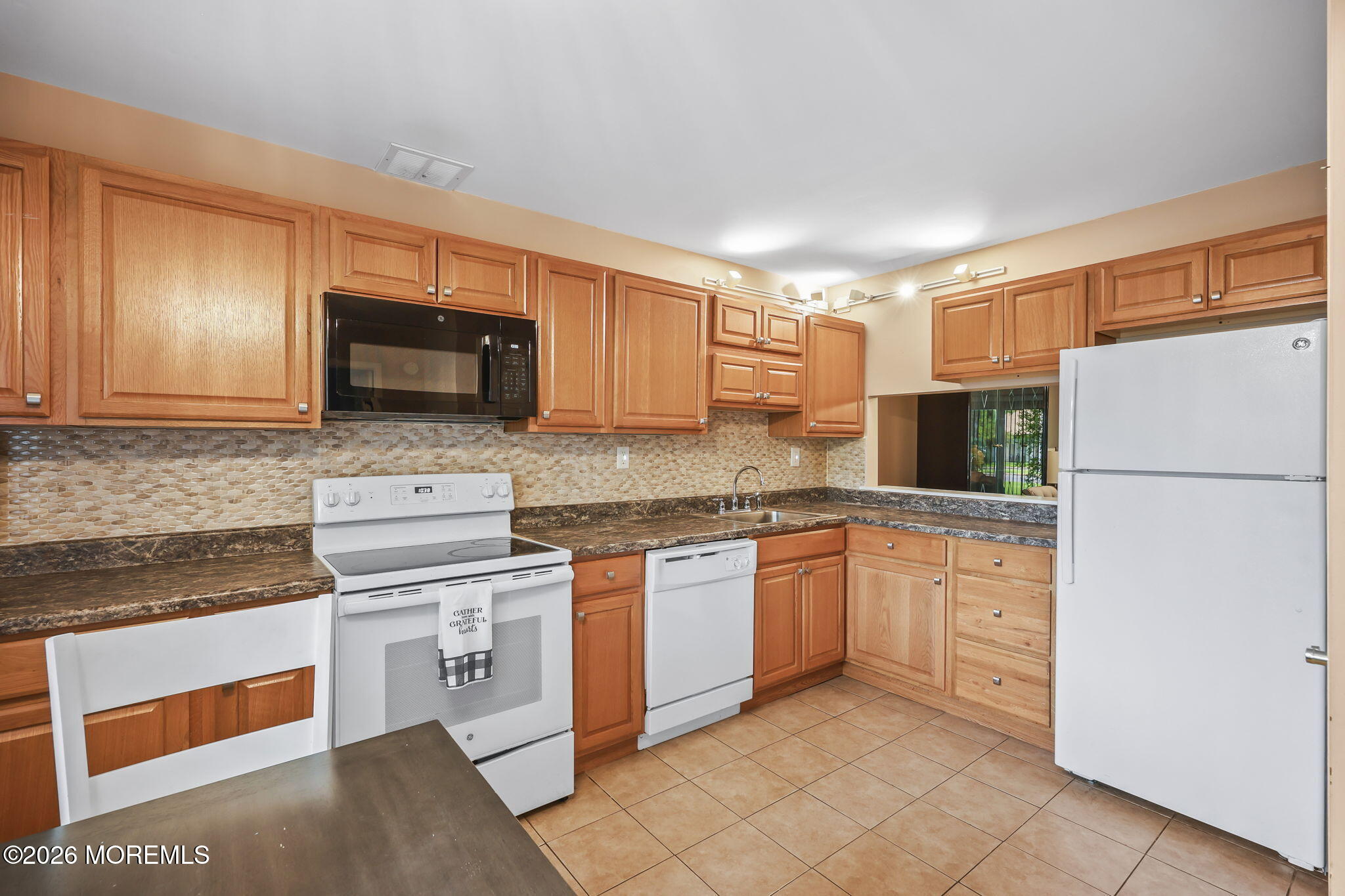 220 Medford Court Manalapan NJ 07726