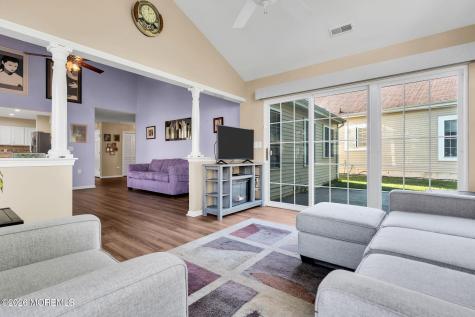 5 Shadow Creek Court Jackson NJ 08527