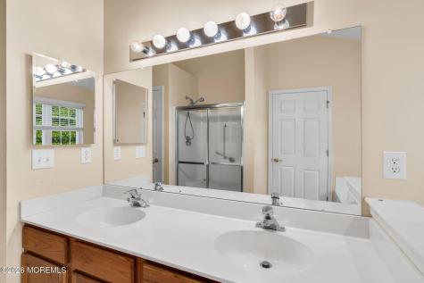 5 Shadow Creek Court Jackson NJ 08527