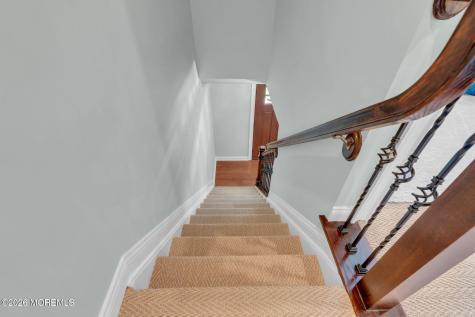 9 Neville Drive Lincroft NJ 07738