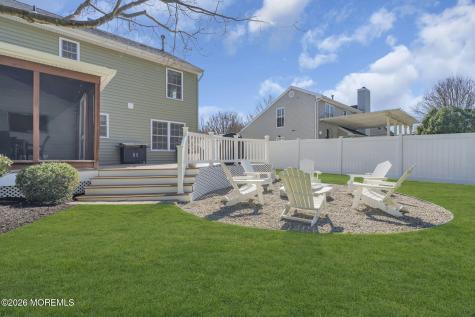 9 Neville Drive Lincroft NJ 07738