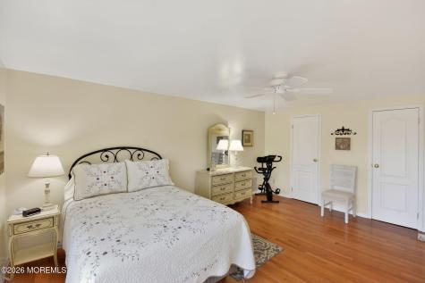 11 Moss Haven Way Howell NJ 07731