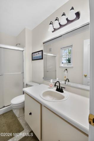 11 Moss Haven Way Howell NJ 07731