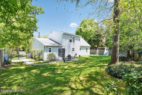 11 Moss Haven Way Howell NJ 07731