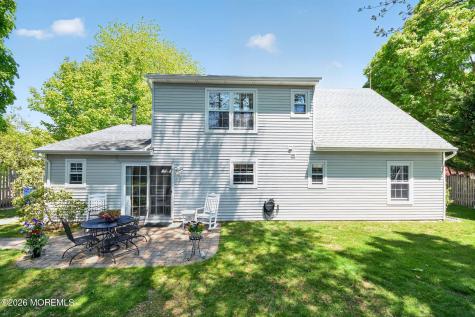11 Moss Haven Way Howell NJ 07731