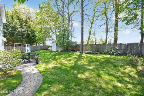 11 Moss Haven Way Howell NJ 07731
