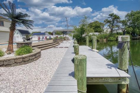 17 Fontainebleau Drive Brick NJ 08723