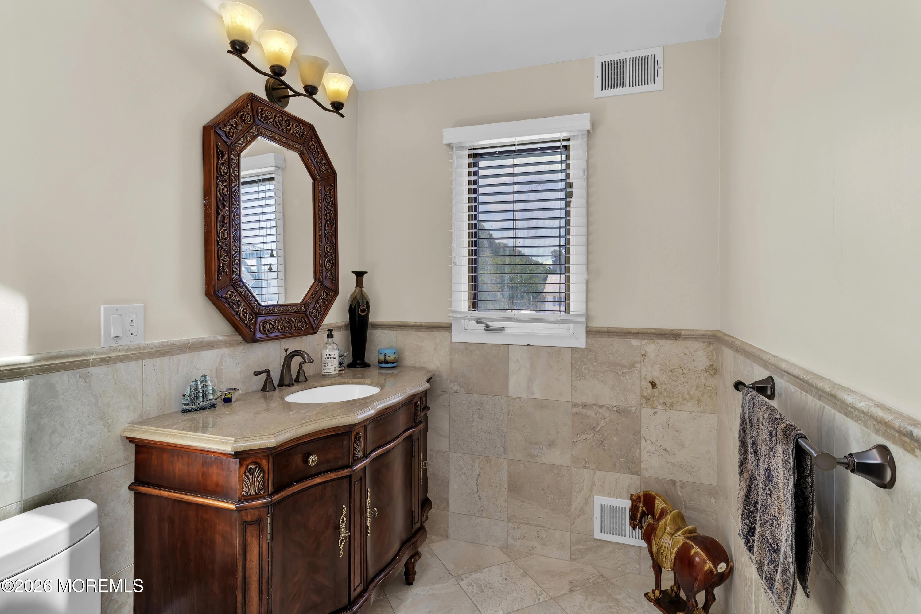 17 Fontainebleau Drive Brick NJ 08723
