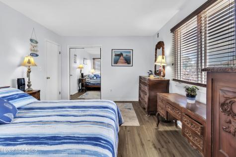 17 Fontainebleau Drive Brick NJ 08723
