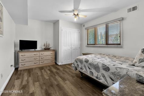 17 Fontainebleau Drive Brick NJ 08723