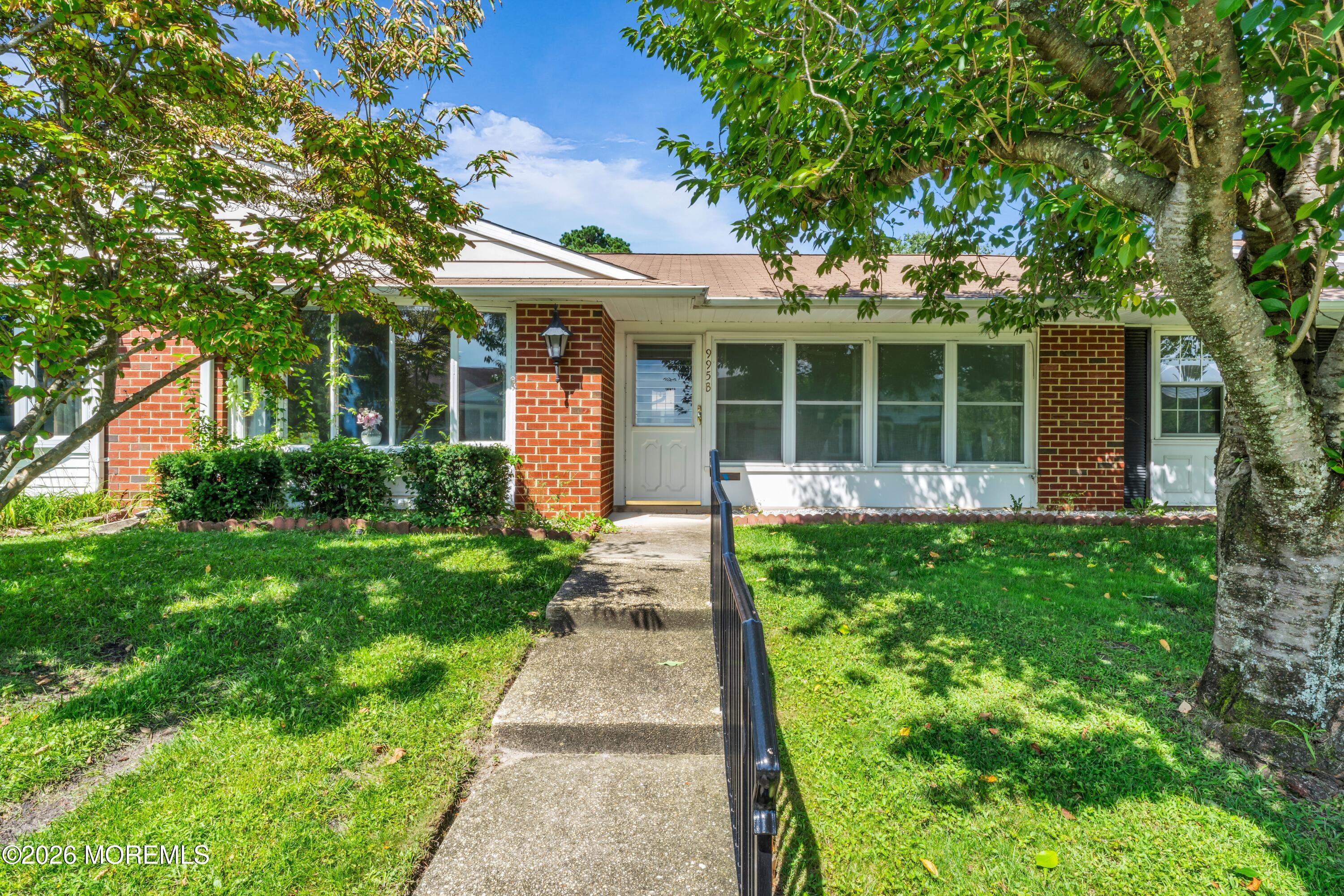 995 Argyll Circle Lakewood NJ 08701