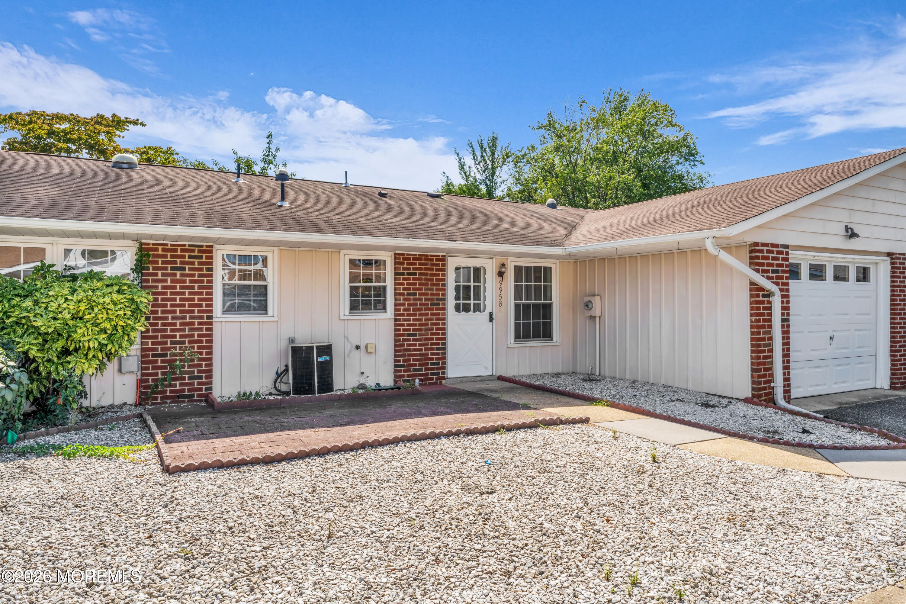 995 Argyll Circle Lakewood NJ 08701