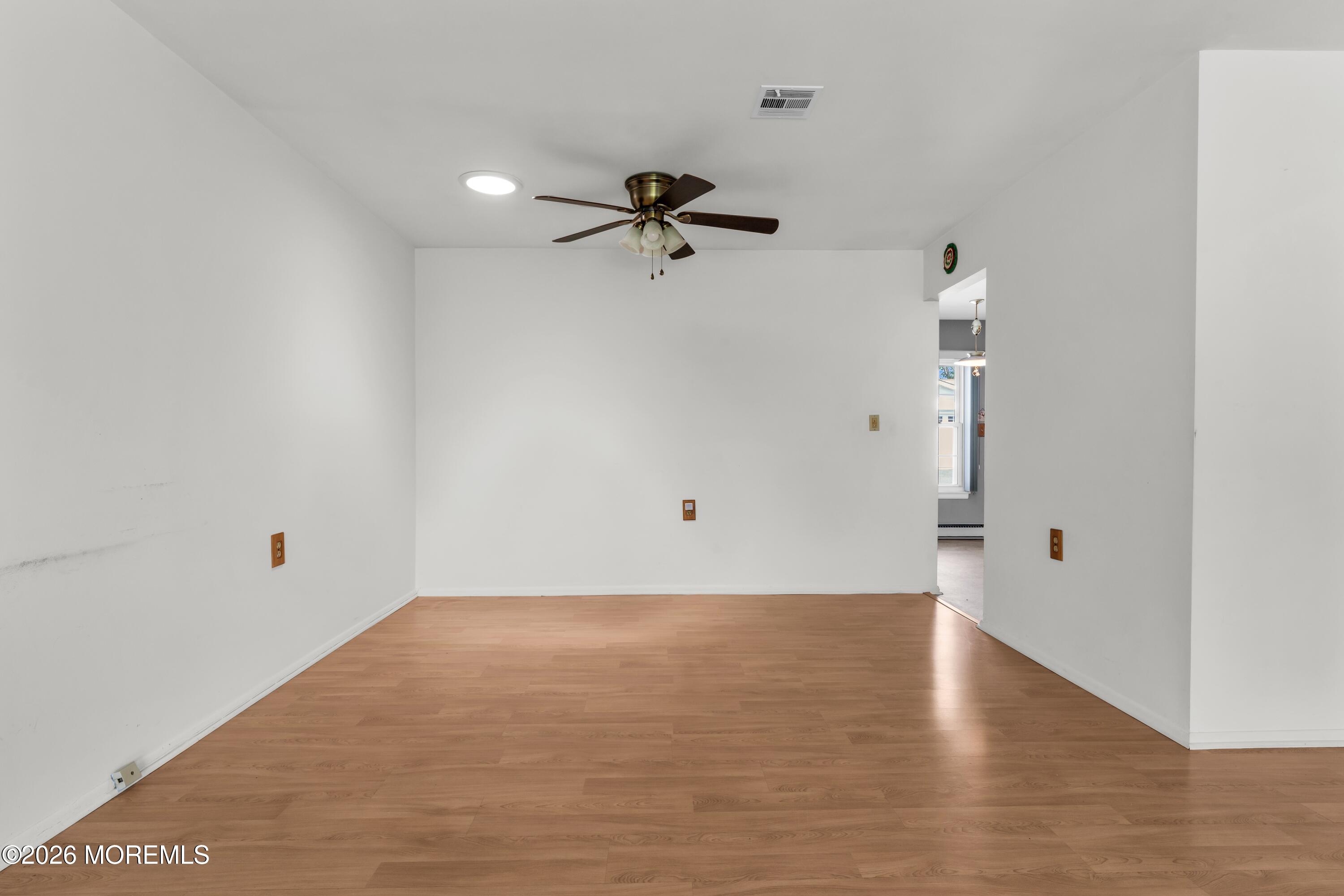 995 Argyll Circle Lakewood NJ 08701