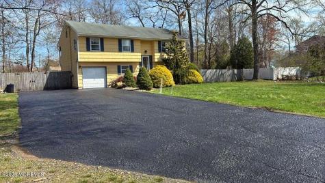 7 Portsmouth Road Englishtown NJ 07726