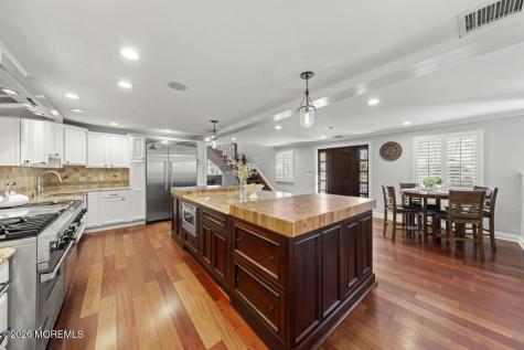 2 Annette Road Fairfield NJ 07004