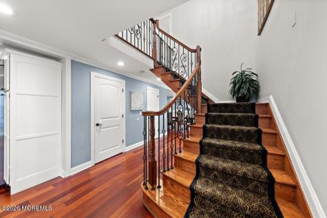 2 Annette Road Fairfield NJ 07004
