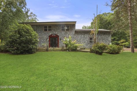 14 Hidden Hollow Court Jackson NJ 08527