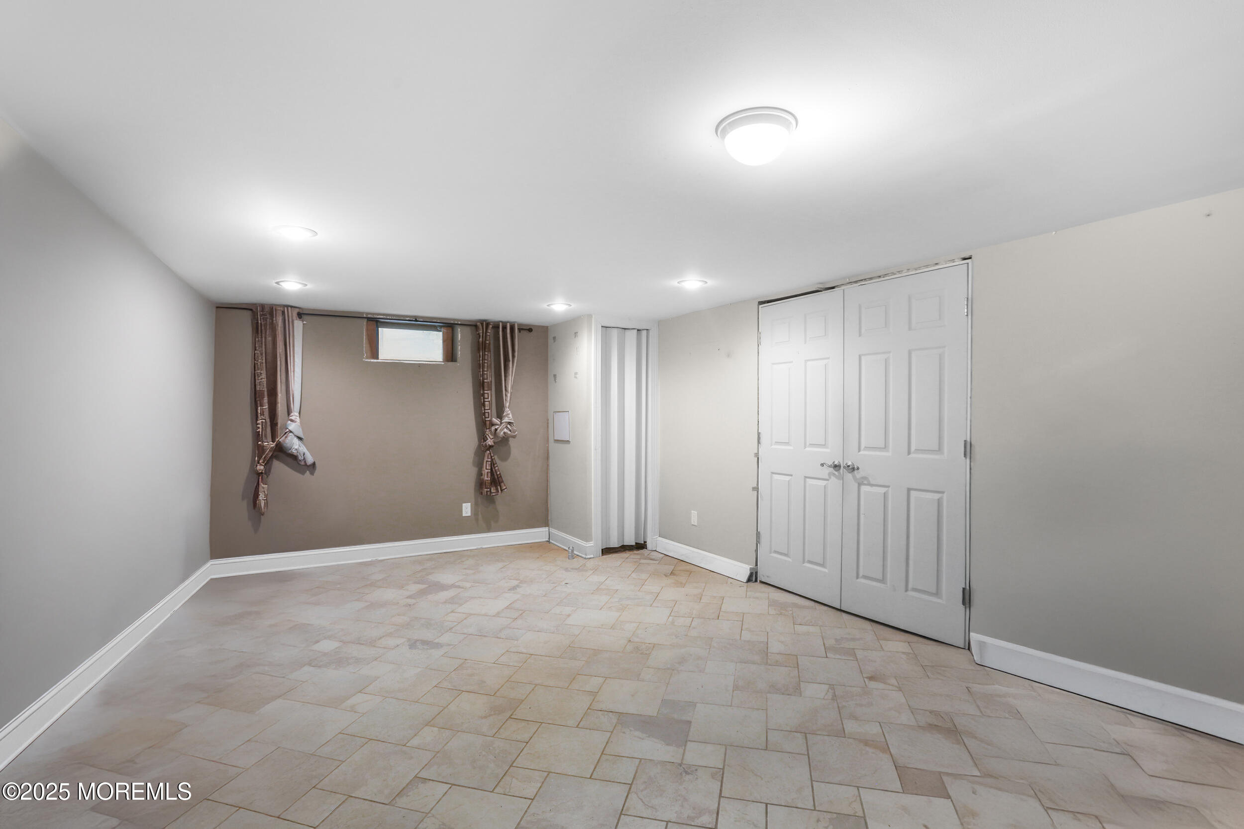 14 Hidden Hollow Court Jackson NJ 08527