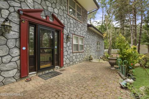 14 Hidden Hollow Court Jackson NJ 08527