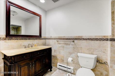 29 Meadow Green Circle Manalapan NJ 07726