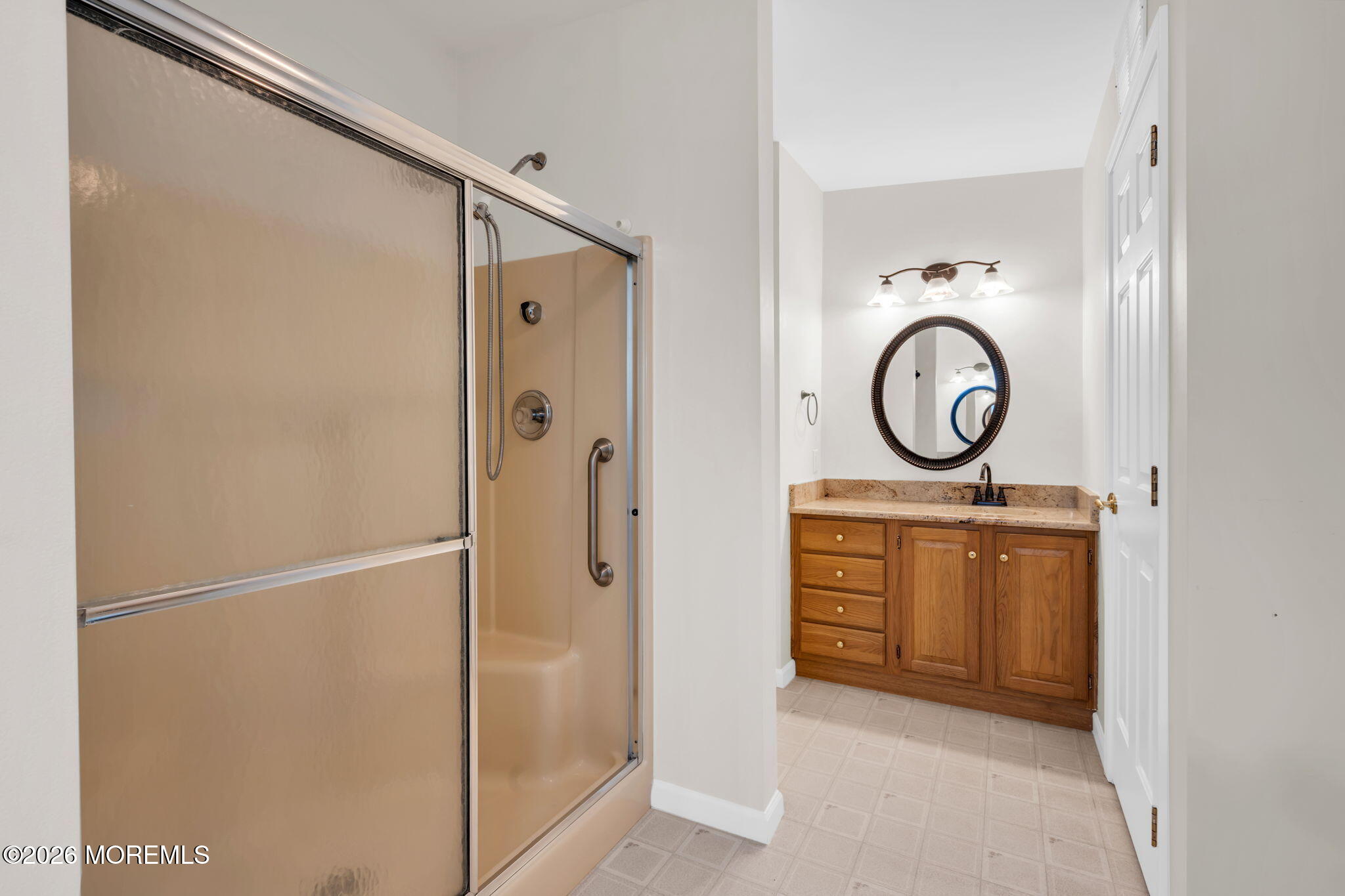 17 Tanglewood Drive Cream Ridge NJ 08514