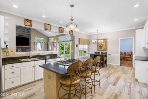 9 Trotter Way Cream Ridge NJ 08514