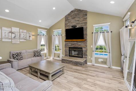 9 Trotter Way Cream Ridge NJ 08514