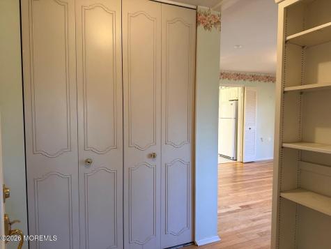 682 New Castle Court Lakewood NJ 08701