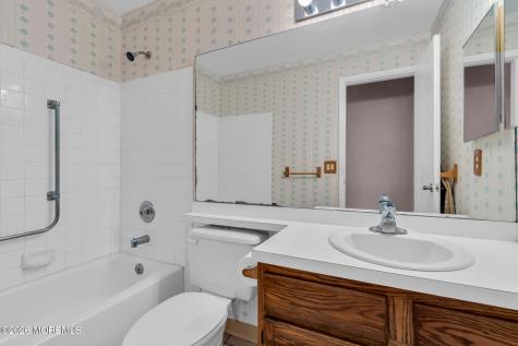 21 Hastings Drive Forked River NJ 08731