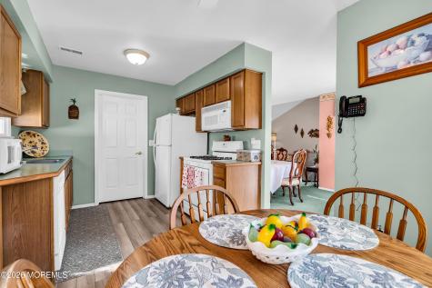 160 Spinnaker Avenue Manahawkin NJ 08050