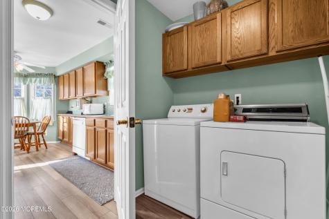 160 Spinnaker Avenue Manahawkin NJ 08050