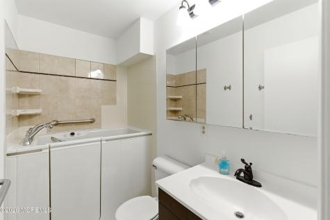 106 Viburnum Terrace Red Bank NJ 07701