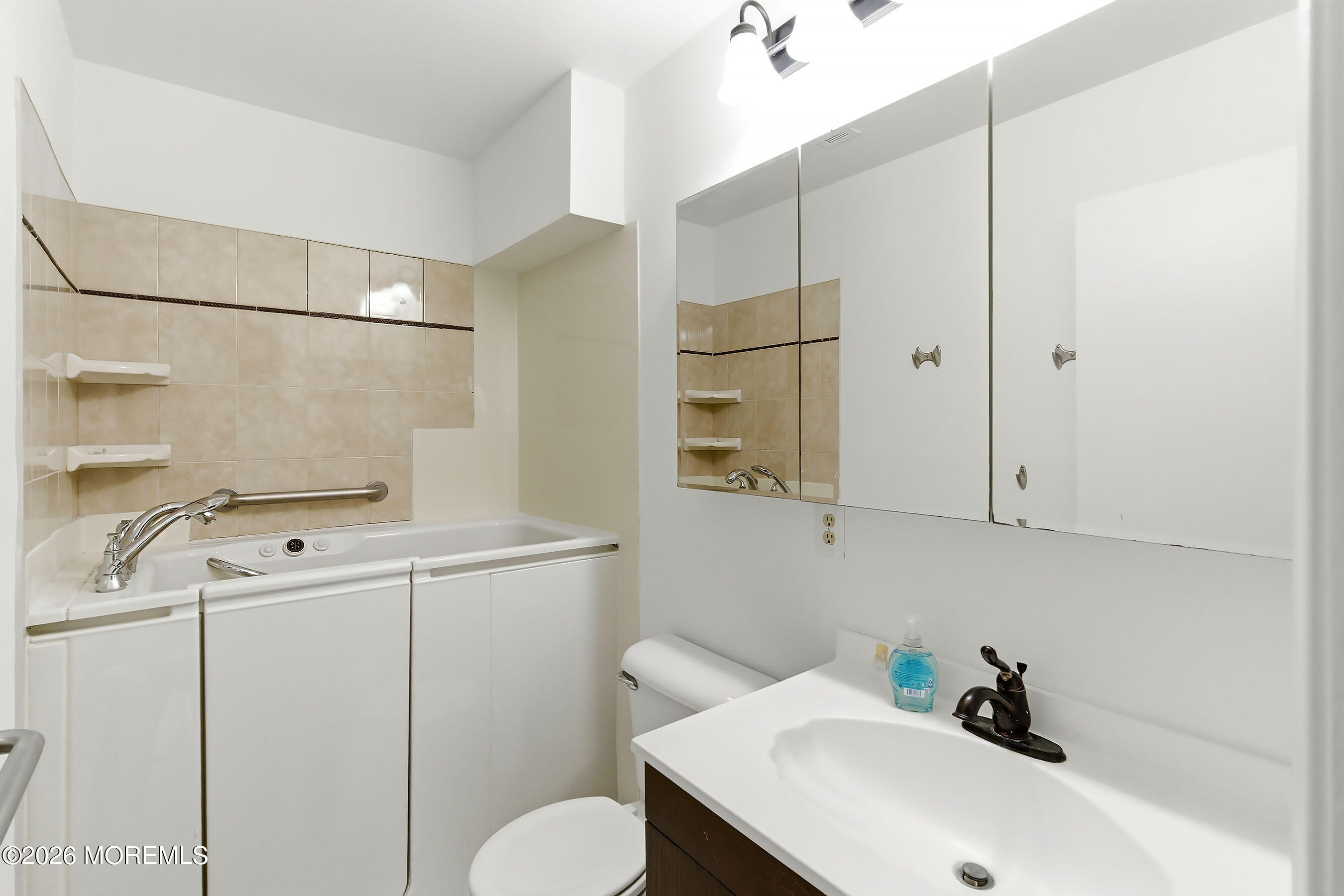 106 Viburnum Terrace Red Bank NJ 07701