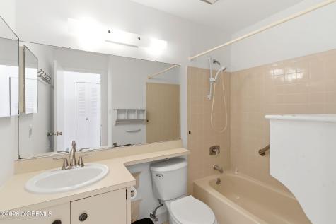106 Viburnum Terrace Red Bank NJ 07701
