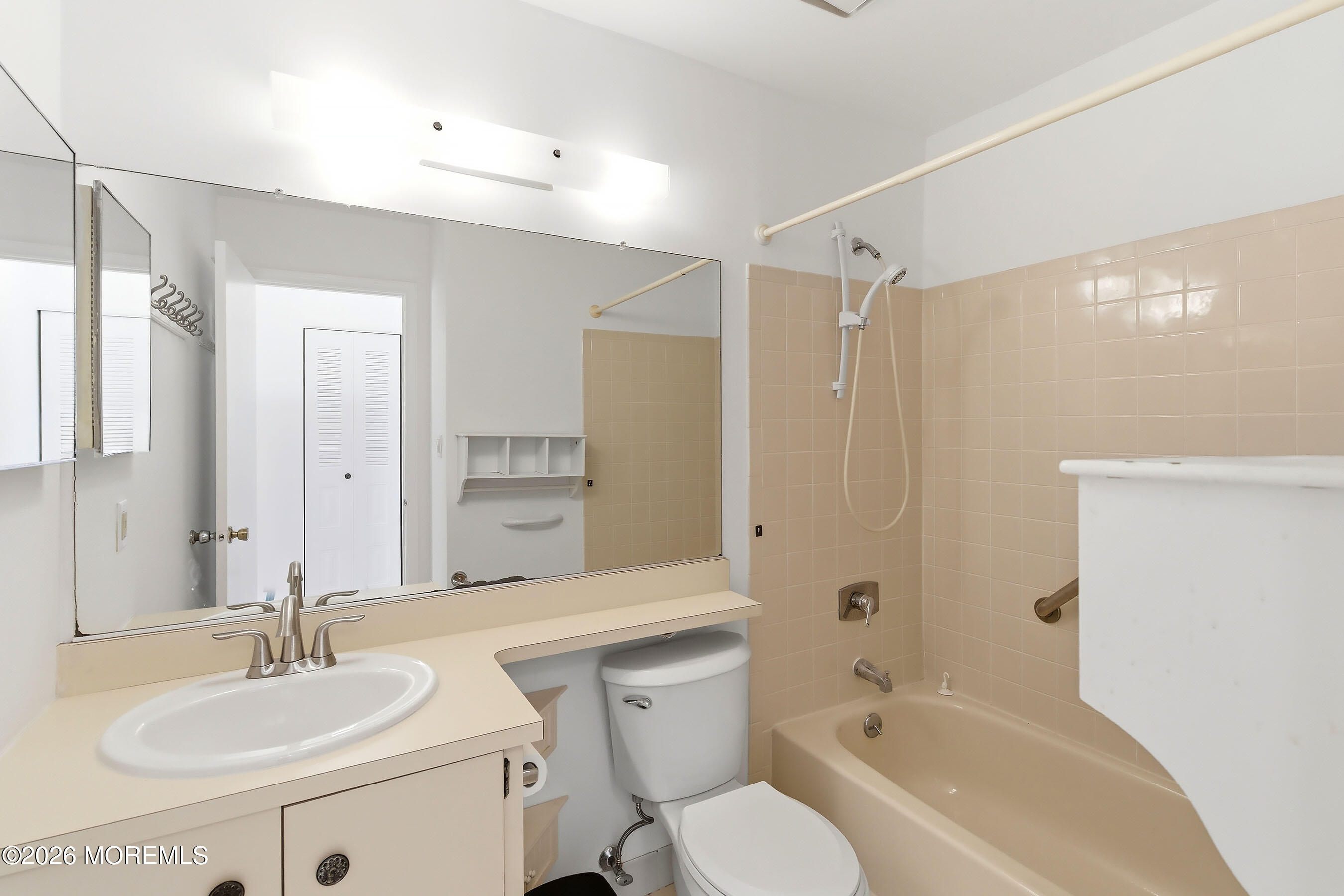 106 Viburnum Terrace Red Bank NJ 07701