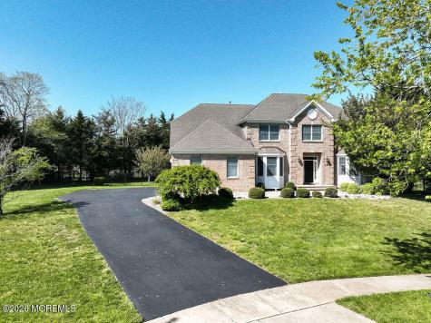 18 Willow Court Manahawkin NJ 08050