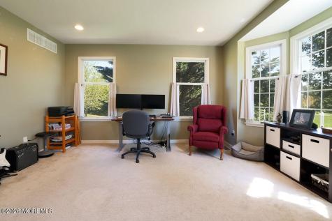 18 Willow Court Manahawkin NJ 08050