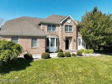 18 Willow Court Manahawkin NJ 08050
