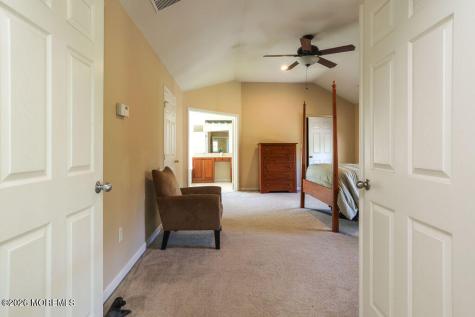 18 Willow Court Manahawkin NJ 08050