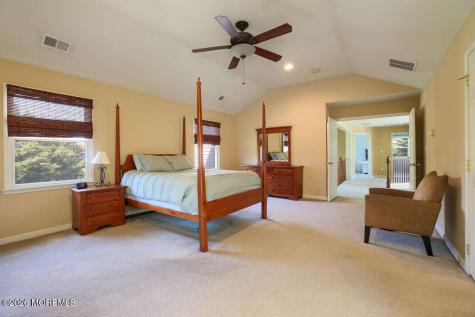 18 Willow Court Manahawkin NJ 08050