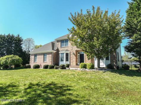 18 Willow Court Manahawkin NJ 08050