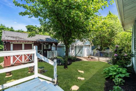 24 Foster Street Middletown NJ 07701