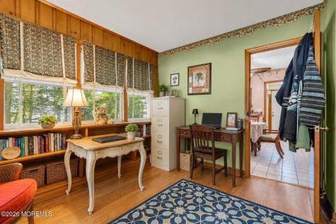 24 Foster Street Middletown NJ 07701