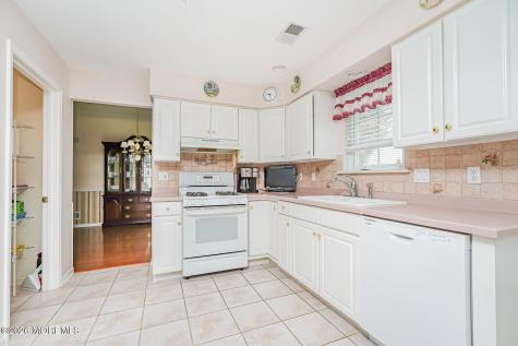 120 Skyline Drive Lakewood NJ 08701