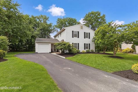 9 Bell Court Howell NJ 07731