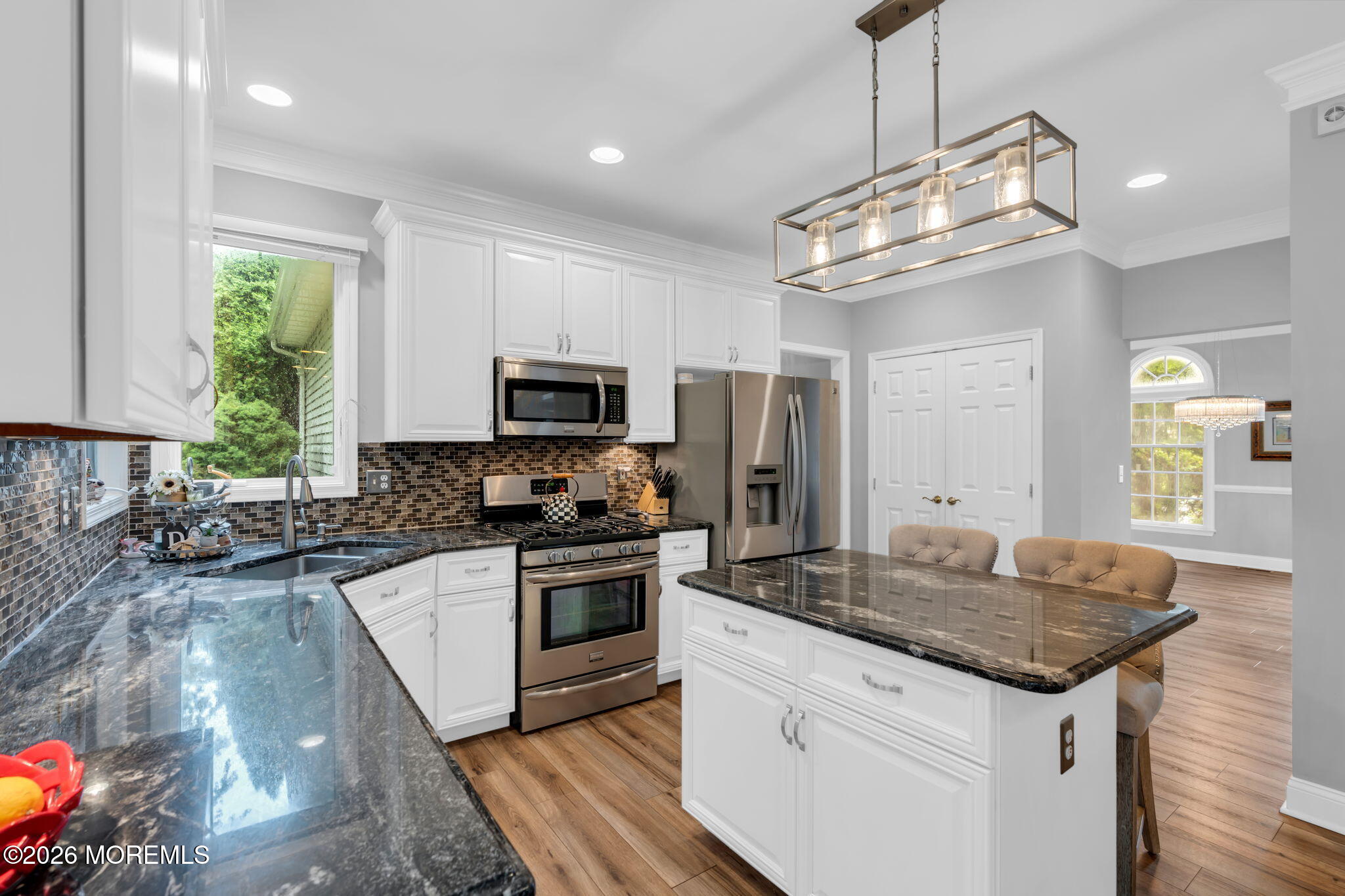 66 Vardon Way Farmingdale NJ 07727